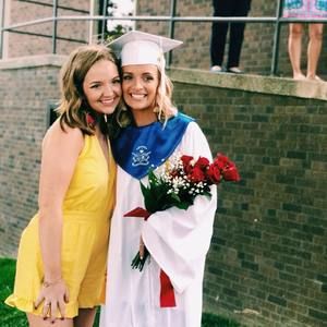 Meet your Posher, Olivia